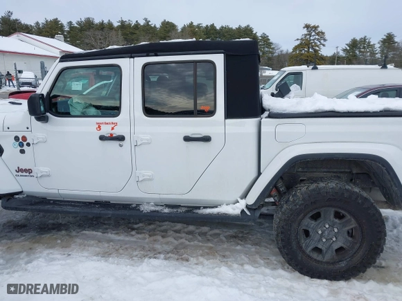 2022 Jeep Gladiator Mojave with VIN 1C6JJTEG4NL177527, listed as a IAAI auction lot 41625213 with 1 mi miles. Bid and sale history available at carsss.com. Image 13.