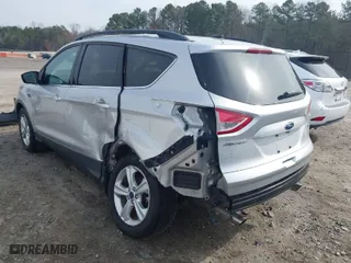 2016 Ford Escape SE with VIN 1FMCU9G95GUA64205, listed as a IAAI auction lot 41771366 with 36,530 mi miles. Bid and sale history available at carsss.com. Image 3.
