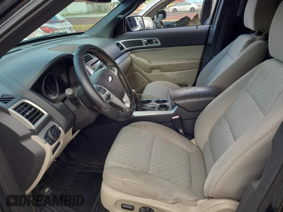 2013 Ford Explorer XLT z VIN 1FM5K7D91DGA48083, wystawiony jako Copart lot #79293904 z przebiegiem Nie podano mil oraz Nie do naprawy • Non repairable. Historia ofert i sprzedaży dostępna na DreamBid. Obrazek 7.