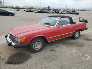 1985 Mercedes-Benz 380 z VIN WDBBA45C9FA017476, wystawiony jako Copart lot #58777585 z przebiegiem 135 805 mil mil oraz Czysty tytuł • Clean title. Historia ofert i sprzedaży dostępna na DreamBid. Obrazek 1.