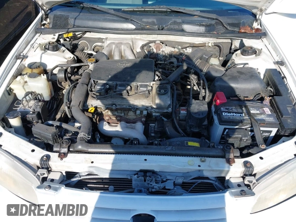 1999 Toyota Camry LE z VIN 4T1BF28K5XU930080, wystawiony jako IAAI lot #41986577 z przebiegiem 145 224 mil mil oraz . Historia ofert i sprzedaży dostępna na DreamBid. Obrazek 10.