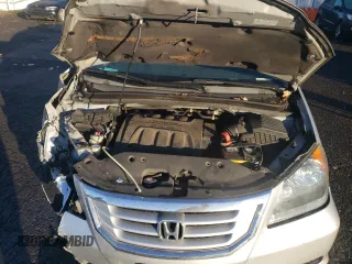 2010 Honda Odyssey EX-L with VIN 5FNRL3H60AB012029, listed as a Copart auction lot 41466155 with 175,048 mi miles and Salvage Title. Bid and sale history available at carsss.com. Image 13.