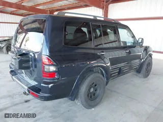 2002 Mitsubishi Montero LTD with VIN JA4MW51R02J056182, listed as a IAAI auction lot 41997067 with 176,963 mi miles. Bid and sale history available at carsss.com. Image 4.