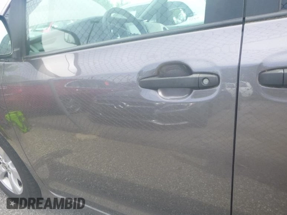 2020 Toyota Sienna L with VIN 5TDZZ3DC8LS063481, listed as a IAAI auction lot 42628496 with 50,382 mi miles and . Bid and sale history available at DreamBid. Image 3.