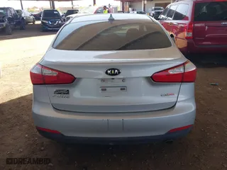 2016 Kia Forte EX with VIN KNAFX4A8XG5598156, listed as a IAAI auction lot 41980015 with 114,672 mi miles. Bid and sale history available at carsss.com. Image 15.