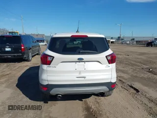 2019 Ford Escape SE with VIN 1FMCU9GD6KUA69877, listed as a IAAI auction lot 41826062 with 41,083 mi miles. Bid and sale history available at carsss.com. Image 16.