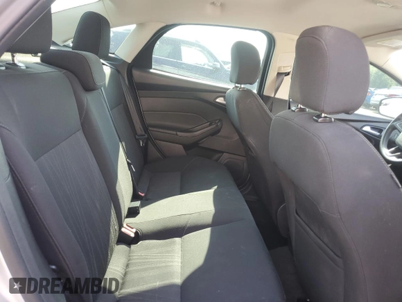 2015 Ford Focus SE with VIN 1FADP3F2XFL321208, listed as a Copart auction lot 61413005 with 139,439 mi miles and Salvage title. Bid and sale history available at DreamBid. Image 10.