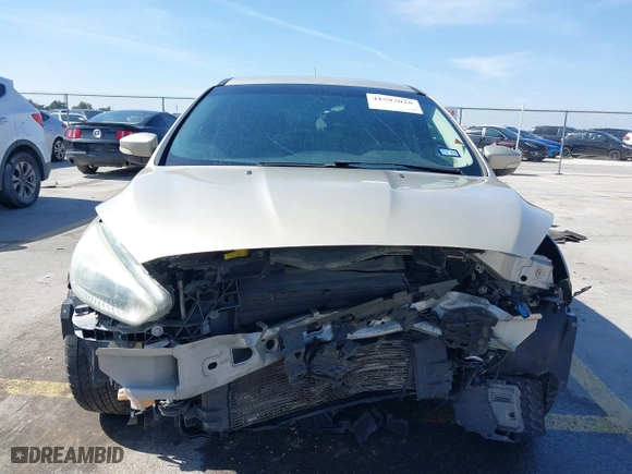 2017 Ford Focus SE with VIN 1FADP3K20HL215777, listed as a IAAI auction lot 41597028 with 137,248 mi miles. Bid and sale history available at carsss.com. Image 13.