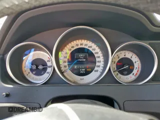 2014 Mercedes-Benz C 300 Sport z VIN WDDGF8AB3EA909949, wystawiony jako Copart lot #50618795 z przebiegiem 152 538 mil mil oraz Szkoda całkowita • Salvage title. Historia ofert i sprzedaży dostępna na DreamBid. Obrazek 9.