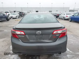 2014 Toyota Camry L with VIN 4T1BF1FK5EU304863, listed as a IAAI auction lot 41548606 with 145,201 mi miles. Bid and sale history available at carsss.com. Image 17.