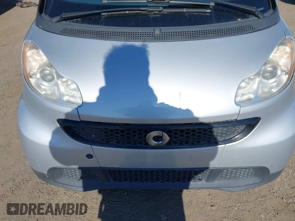 2015 Smart fortwo Passion with VIN WMEEJ3BA6FK793068, listed as a IAAI auction lot 42007847 with 42,313 mi miles. Bid and sale history available at carsss.com. Image 6.