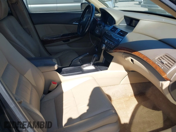 2009 Honda Accord EX-L with VIN 1HGCP36819A035288, listed as a IAAI auction lot 42217697 with 117,827 mi miles and . Bid and sale history available at DreamBid. Image 5.
