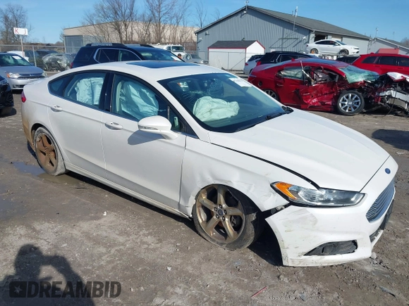 2014 Ford Fusion SE with VIN 3FA6P0H98ER168460, listed as a IAAI auction lot 41948476 with 186,258 mi miles and . Bid and sale history available at carsss.com. Image 6.