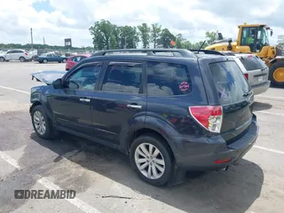 2011 Subaru Forester X Limited z VIN JF2SHAEC7BH729550, wystawiony jako IAAI lot #42641725 z przebiegiem 128 108 mil mil oraz . Historia ofert i sprzedaży dostępna na DreamBid. Obrazek 3.