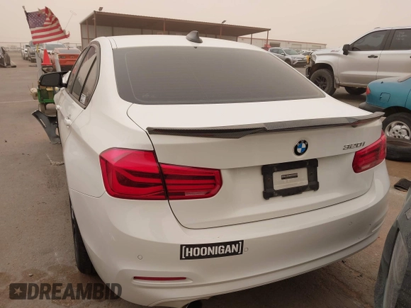 2016 BMW 3 Series 320i with VIN WBA8E1G53GNT35386, listed as a IAAI auction lot 41549924 with 91,399 mi miles and . Bid and sale history available at carsss.com. Image 16.