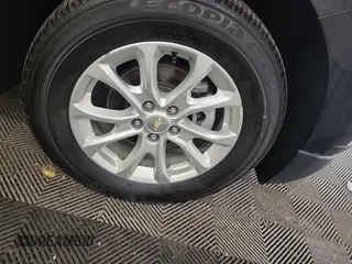 2019 Chevrolet Equinox LT с VIN 2GNAXTEV7K6174218, выставлен на аукционе IAAI как лот 42547952 с пробегом 86 782 миль миль и . История ставок и продаж доступна на DreamBid. Изображение 33.