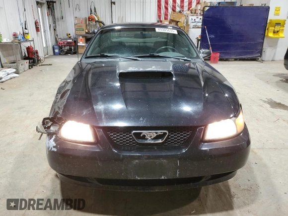 2001 Ford Mustang GT Deluxe with VIN 1FAFP42X01F224400, listed as a Copart auction lot 49305635 with 158,058 mi miles and Clean title. Bid and sale history available at DreamBid. Image 5.