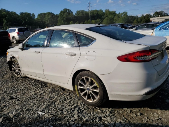 2017 Ford Fusion SE with VIN 3FA6P0H79HR319194, listed as a Copart auction lot 61633664 with 149,552 mi miles and Salvage Title. Bid and sale history available at DreamBid. Image 2.