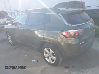 2019 Jeep Compass Altitude z VIN 3C4NJCBB6KT637645, wystawiony jako IAAI lot #40686310 z przebiegiem 60 215 mil mil oraz . Historia ofert i sprzedaży dostępna na DreamBid. Obrazek 3.