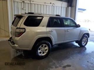 2024 Toyota 4Runner SR5 with VIN JTEEU5JR0R5314652, listed as a Copart auction lot 56411195 with 19,948 mi miles and Clean title. Bid and sale history available at DreamBid. Image 3.