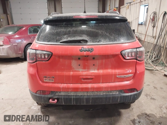 2017 Jeep Compass Trailhawk with VIN 3C4NJDDB1HT646801, listed as a IAAI auction lot 41401859 with 111,339 mi miles and . Bid and sale history available at DreamBid. Image 17.