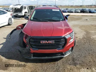 2024 GMC Terrain SLE z VIN 3GKALMEGXRL294861, wystawiony jako Copart lot #64466355 z przebiegiem 17 397 mil mil oraz Szkoda całkowita • Salvage title. Historia ofert i sprzedaży dostępna na DreamBid. Obrazek 5.