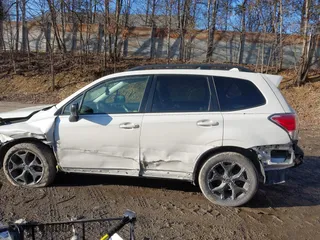 2018 Subaru Forester Premium with VIN JF2SJAEC0JH446815, listed as a IAAI auction lot 41710749 with 111,520 mi miles. Bid and sale history available at carsss.com. Image 15.