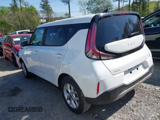 2024 Kia Soul S with VIN KNDJ23AU4R7911082, listed as a IAAI auction lot 41986858 with 53,001 mi miles and . Bid and sale history available at DreamBid. Image 3.