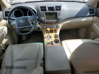 2009 Toyota Highlander Limited z VIN JTEEW44A692034844, wystawiony jako Copart lot #64247075 z przebiegiem 235 708 mil mil oraz Czysty tytuł • Clean title. Historia ofert i sprzedaży dostępna na DreamBid. Obrazek 8.