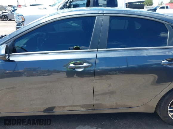 2024 Kia Forte LXS z VIN 3KPF24AD9RE819395, wystawiony jako IAAI lot #42182642 z przebiegiem 14 778 mil mil oraz . Historia ofert i sprzedaży dostępna na DreamBid. Obrazek 14.