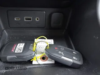 2023 GMC Terrain SLE z VIN 3GKALTEG4PL237983, wystawiony jako IAAI lot #42810324 z przebiegiem 33 064 mil mil oraz . Historia ofert i sprzedaży dostępna na DreamBid. Obrazek 11.