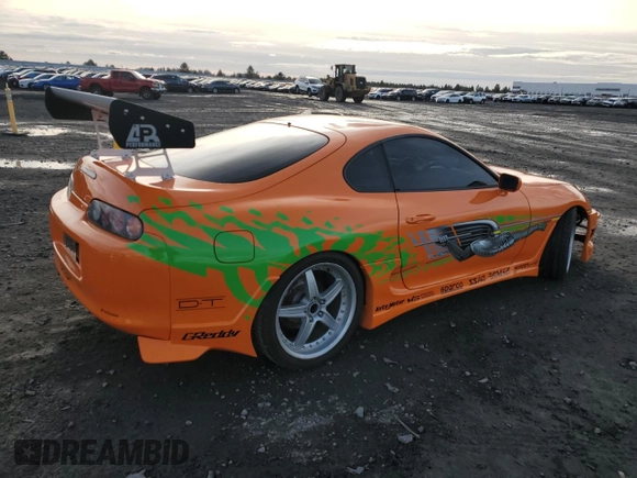 1993 Toyota Supra с VIN JZA800013665, выставлен на аукционе Copart как лот 81811364 с пробегом 150 933 миль миль и Чистый • Clean title. История ставок и продаж доступна на DreamBid. Изображение 3.