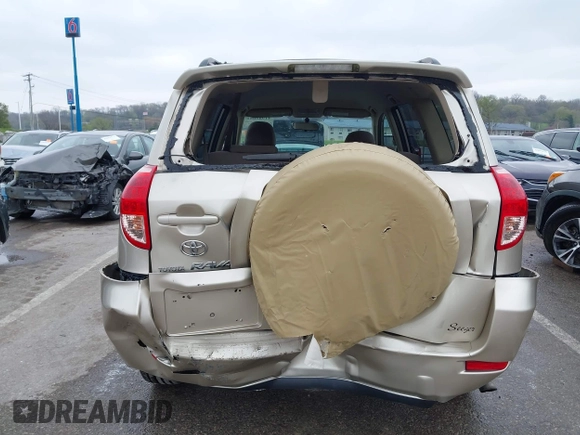 2008 Toyota RAV4 with VIN JTMZD33V486063860, listed as a IAAI auction lot 41985051 with 133,451 mi miles. Bid and sale history available at carsss.com. Image 6.