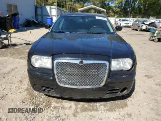 2006 Chrysler 300 C SRT8 with VIN 2C3LA73WX6H362039, listed as a Copart auction lot 76376204 with 171,165 mi miles and Clean Title. Bid and sale history available at carsss.com. Image 5.
