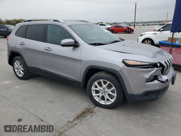 2018 Jeep Cherokee Latitude Plus with VIN 1C4PJLLB7JD605475, listed as a Copart auction lot 81552074 with 43,026 mi miles and Salvage title. Bid and sale history available at DreamBid. Image 4.