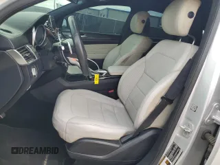 2016 Mercedes-Benz GLE 450 AMG z VIN 4JGED6EB7GA015571, wystawiony jako Copart lot #52535575 z przebiegiem 210 848 mil mil oraz Czysty tytuł • Clean title. Historia ofert i sprzedaży dostępna na DreamBid. Obrazek 7.