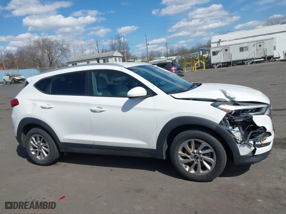 2016 Hyundai Tucson SE with VIN KM8J3CA48GU087840, listed as a IAAI auction lot 41855450 with 106,524 mi miles. Bid and sale history available at carsss.com. Image 13.