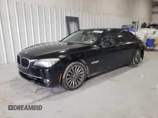 2012 BMW 7 Series 750Li z VIN WBAKB8C5XCC852493, wystawiony jako Copart lot #58743535 z przebiegiem 168 897 mil mil oraz Czysty tytuł • Clean title. Historia ofert i sprzedaży dostępna na DreamBid. Obrazek 1.
