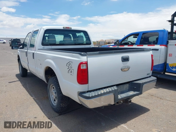 2011 Ford F-250 XL z VIN 1FT7W2B6XBEC15207, wystawiony jako IAAI lot #42484763 z przebiegiem 84 620 mil mil oraz . Historia ofert i sprzedaży dostępna na DreamBid. Obrazek 14.