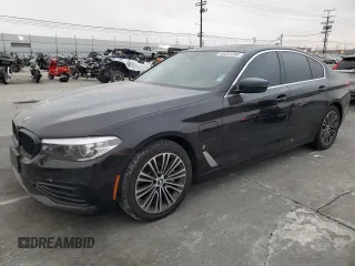 2019 BMW 5 Series 530e iPerformance with VIN WBAJA9C59KB389271, listed as a Copart auction lot 86341294 with 92,204 mi miles and Clean Title. Bid and sale history available at carsss.com. Image 1.