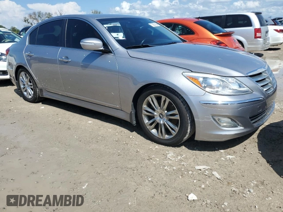 2013 Hyundai Genesis 3.8L with VIN KMHGC4DD1DU236807, listed as a Copart auction lot 73821504 with 0 mi miles and Salvage Title. Bid and sale history available at carsss.com. Image 4.