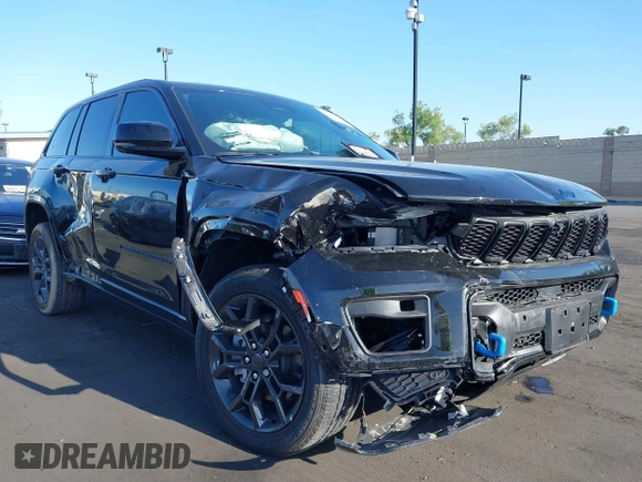 2024 Jeep Grand Cherokee with VIN 1C4RJYB6XR8612970, listed as a IAAI auction lot 42324488 with 5,701 mi miles and . Bid and sale history available at DreamBid. Image 6.
