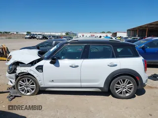 2018 MINI Countryman Cooper with VIN WMZYV5C37J3E03421, listed as a IAAI auction lot 42238016 with 93,810 mi miles and . Bid and sale history available at DreamBid. Image 14.