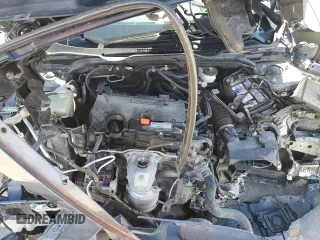 2020 Honda Civic LX z VIN 2HGFC2F63LH538928, wystawiony jako Copart lot #48202695 z przebiegiem 46 390 mil mil oraz Szkoda całkowita • Salvage title. Historia ofert i sprzedaży dostępna na DreamBid. Obrazek 13.
