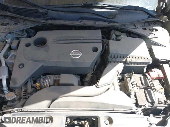 2014 Nissan Altima SV with VIN 1N4AL3AP1EC171442, listed as a IAAI auction lot 41923400 with 164,414 mi miles and . Bid and sale history available at carsss.com. Image 10.