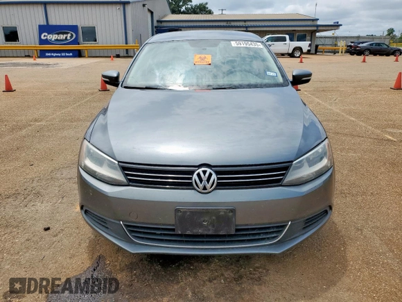 2013 Volkswagen Jetta SE с VIN 3VWDX7AJ4DM443460, выставлен на аукционе Copart как лот 59195435 с пробегом 221 946 миль миль и Чистый • Clean title. История ставок и продаж доступна на DreamBid. Изображение 5.