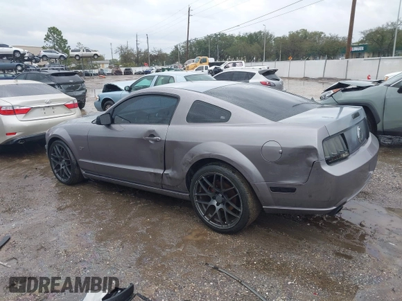 2007 Ford Mustang GT Deluxe with VIN 1ZVFT82H575260357, listed as a IAAI auction lot 41660003 with 192,320 mi miles. Bid and sale history available at carsss.com. Image 13.