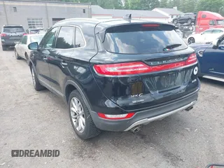 2016 Lincoln MKC Select with VIN 5LMCJ2D97GUJ26611, listed as a IAAI auction lot 42462595 with Not provided miles and . Bid and sale history available at DreamBid. Image 3.