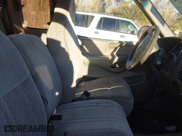 1997 Ford F-150 with VIN 2FTDX1721VCA79379, listed as a IAAI auction lot 41325847 with 329,583 mi miles and . Bid and sale history available at DreamBid. Image 5.