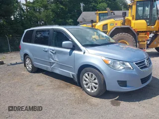 2012 Volkswagen Routan SE with VIN 2C4RVABG7CR309337, listed as a IAAI auction lot 42610070 with 117,214 mi miles and . Bid and sale history available at DreamBid. Image 1.